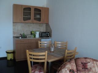 Meni Apartments and Guest Rooms - Sosopol - 5