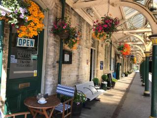 Waterside Cottage Bed and Breakfast - 6