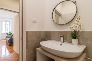 Elegante 8 posti vicino alla stazione - Grey e Blu - Trieste - 2