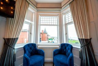 The Strand Hotel, the former residence of Oscar Wilde - 4
