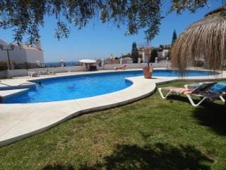 FANTASTICA CASA EN TROPICANA - Nerja - 0