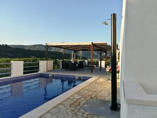 Fei Fei Apartments - Račišće - 1