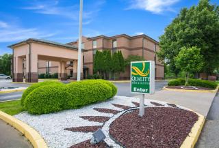Quality Inn & Suites - Sellersburg - 9