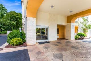 Quality Inn Huntersville near Lake Norman - Huntersville - 1