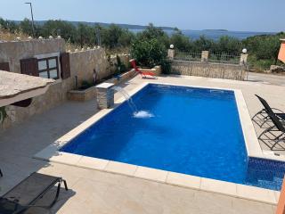 Holiday Home Cerim - Trogir - 0