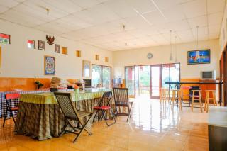 RedDoorz near STAB Syailendra Kopeng - Salatiga - 4