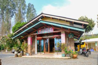 RedDoorz near STAB Syailendra Kopeng - Salatiga - 0