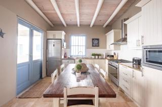 Na Genoeg Holiday Home - 4