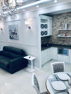 White apartments in Arcadia - Odesa - 5