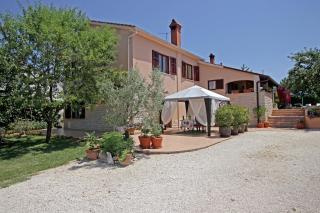 Apartments Mirna - Pula - 7