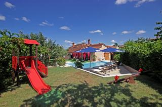 Apartments Mirna - Pula - 9