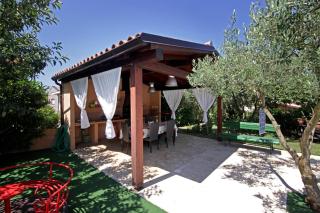 Apartments Mirna - 1