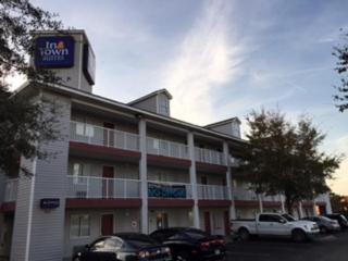 InTown Suites Extended Stay Jacksonville FL - Orange Park - 9