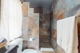 Cabañas @ Latitude Adjustment - Hopkins - 5