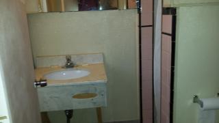 Hallmark Motel - 1