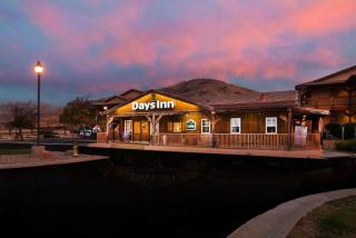 Days Inn by Wyndham Lebec - Grapevine - 9