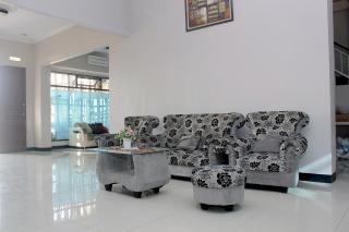 RedDoorz Syariah at Hotel Grand Mentari - Bengkulu - 5