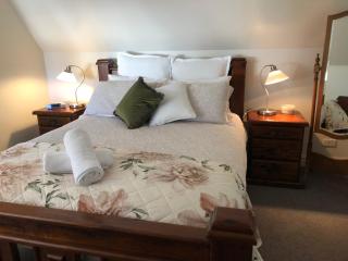 Coach House - 6