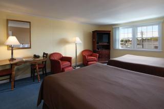 Cape Cod Harbor House Inn - Hyannis - 5