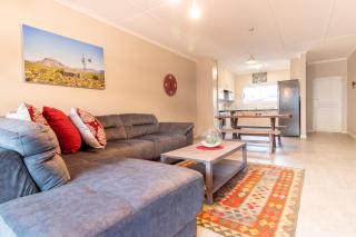 Memories Self-Catering at 5 on Smith - Oudtshoorn - 8