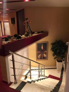 Grand Hotel Petrol - 3