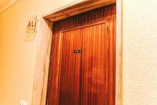 Vaumar Pool & Beach Apartment (500m beach) - 6