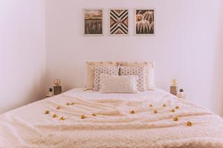 Vaumar Pool & Beach Apartment (500m beach) - 0