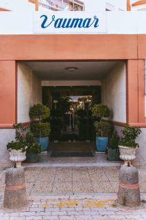 Vaumar Pool & Beach Apartment (500m beach) - 8