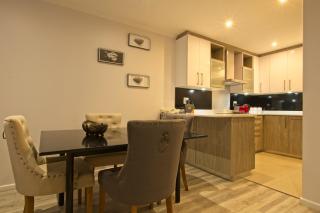 Modern Seaview Apartment - 1