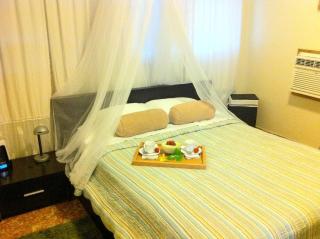 King Sling Room, Between Pool And Jacuzzi - Enjoy! - 6