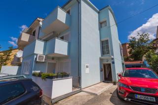 Apartments Frutis - Jadranovo - 0