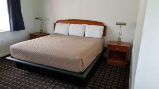 Budget Inn Breezewood - Breezewood - 7