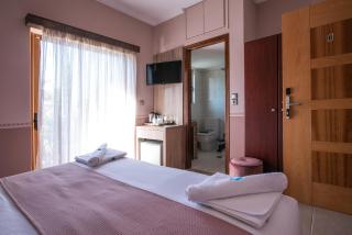 Cyrenia Guesthouse - 1