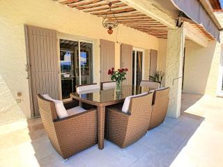 3 Bedrooms Villa near Cannes - Pool & Jacuzzi - Sea View - Mandelieu La Napoule - 2