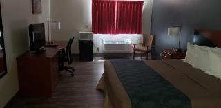 Econo Lodge - Cedar Rapids - 7
