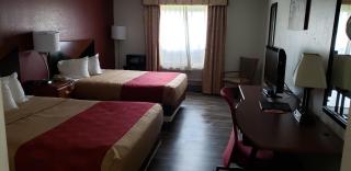Econo Lodge - Cedar Rapids - 9