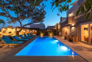 Paradisos luxury villas next to beach - Koutsourás - 8