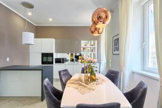 Hedone Luxury Apartment with FREE PARKING - 8