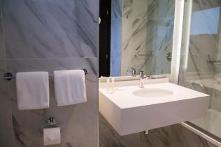 Hotel Land Plaza La Plata - 7
