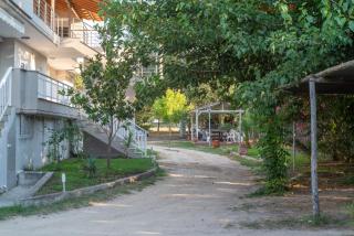Camping Linaraki Apartments & Bungalows - Sykia Chalkidikis - 3
