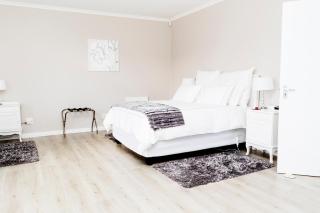 Settle Inn Self Catering Accommodation - 3