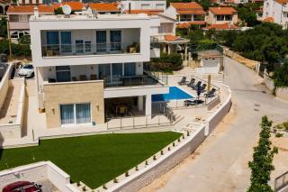 Villa Compass; Luxury experience in natural bay. - Ražanj - 1