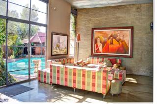 African Moon Corporate House - 9
