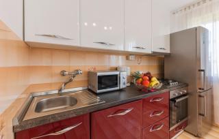 Two bedroom apartment, nice neighborhood, free parking, WiFi - Pula - 1