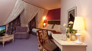 Kristel Hotel - Saints Constantine and Helena - 9