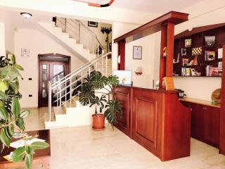 The First Hotel Saranda - 9