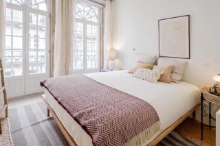 BOUTIQUE Rentals-Flores Plaza in city historical center - Porto - 9