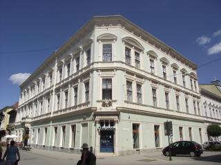 Palace - Belvárosi Apartman Eger - Eger - 8