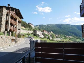 AC Apartaments Cabirol Incles - 8