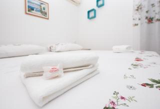 Apartments Royal M&M - Makarska (Macarsca) - 0